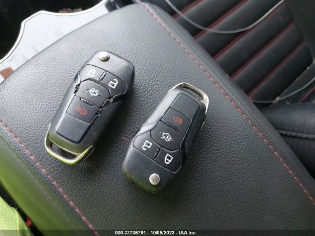 1FA6P0HD0F5115678 Ford FUSION SE