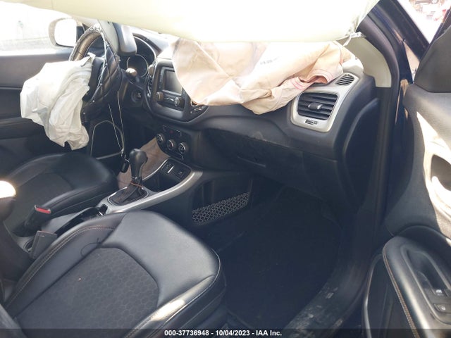 2018 JEEP COMPASS LATITUDE VIN: 3C4NJCBBXJT165707
