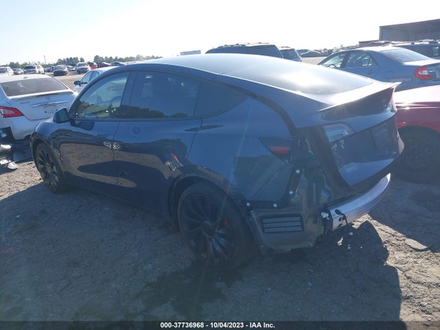 7SAYGDEF1NF464459 Tesla Model Y Performance