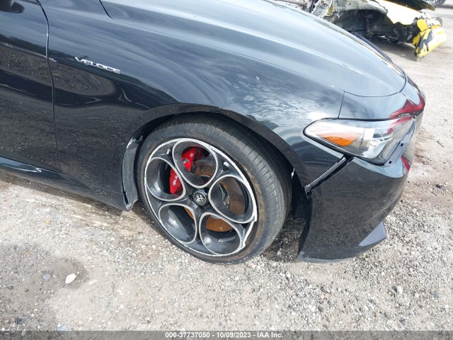 ZARFAMBN3P7669863 Alfa Romeo Giulia Veloce Rwd