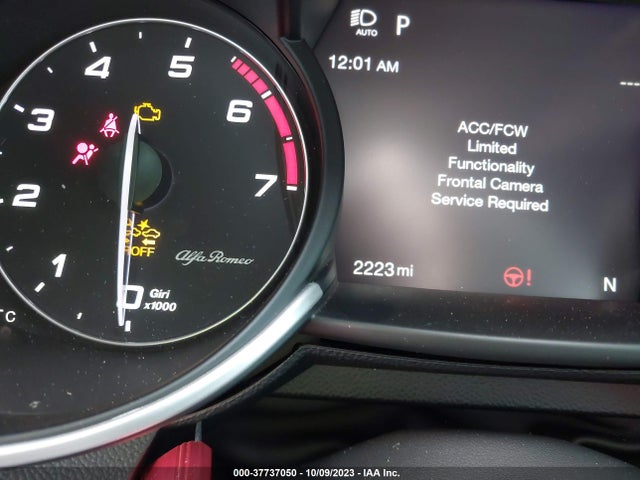ZARFAMBN3P7669863 Alfa Romeo Giulia Veloce Rwd