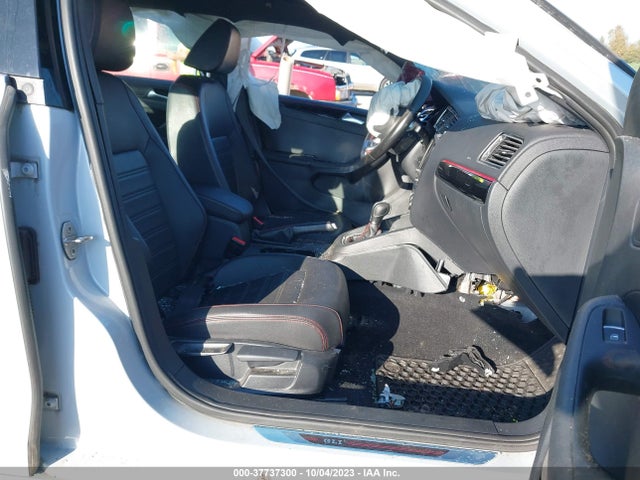 3VW4T7AJ7HM388357 Volkswagen JETTA GLI
