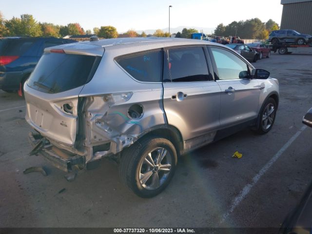 1FMCU9G92GUB16339 Ford ESCAPE SE