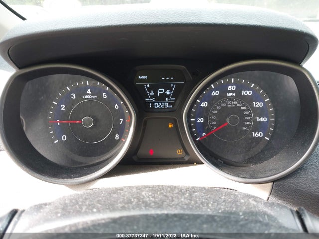 2014 HYUNDAI ELANTRA SE VIN: 5NPDH4AE8EH484831