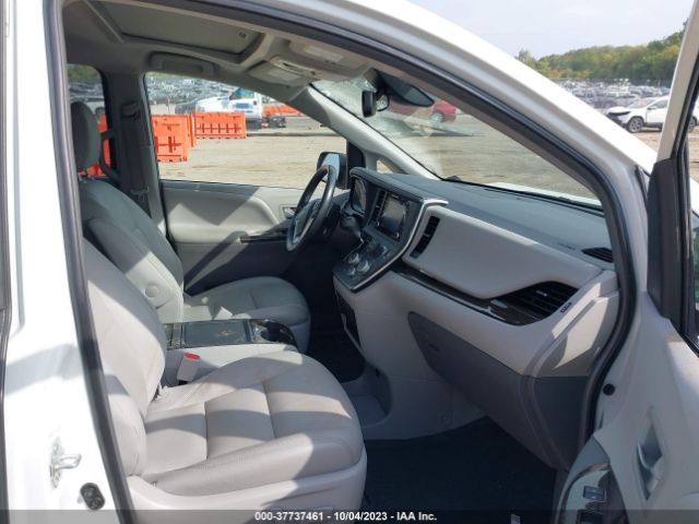 2019 TOYOTA SIENNA 5TDYZ3DC1KS004038 Photo 4