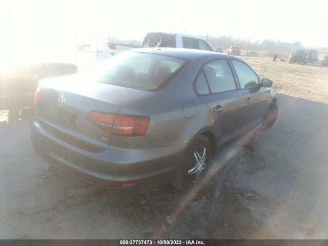 3VW267AJ3GM242101 Volkswagen Jetta Sedan 1.4t S