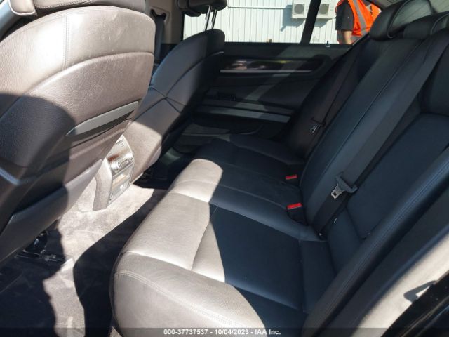 2011 BMW 740I WBAKA4C5XBC392374 Photo 7