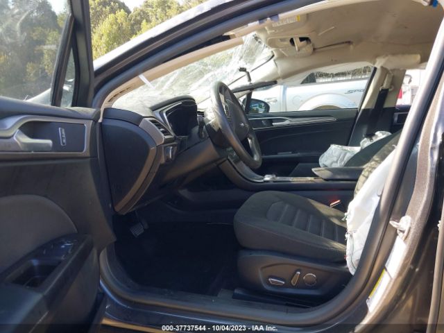 3FA6P0H79HR332477 Ford FUSION SE