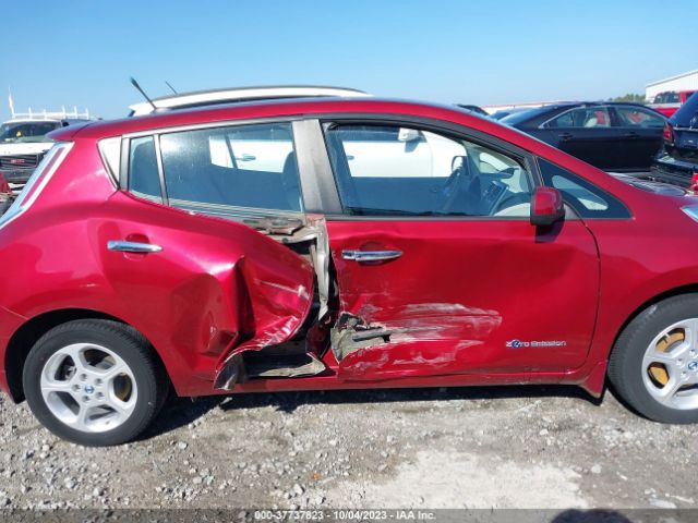 1N4AZ0CP6EC338730 Nissan LEAF SV