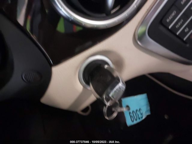 WDDSJ4EB3JN534949 Mercedes-Benz CLA 250
