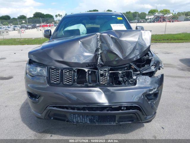 1C4RJEAG0KC626002 Jeep Grand Cherokee Altitude