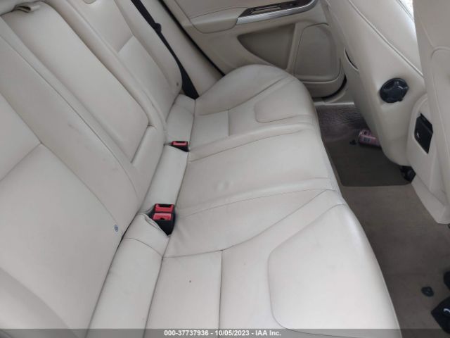 YV126MFD2F1307983 Volvo S60 T5 Platinum