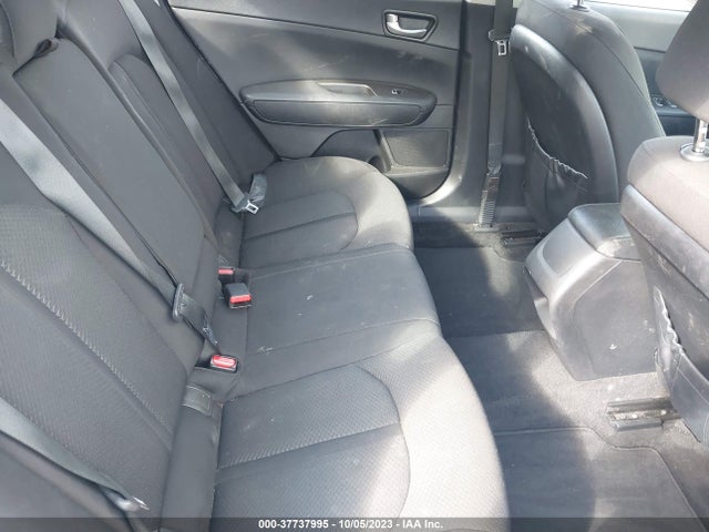 KIA Optima Lx 2018 5XXGT4L33JG212247 Image 8