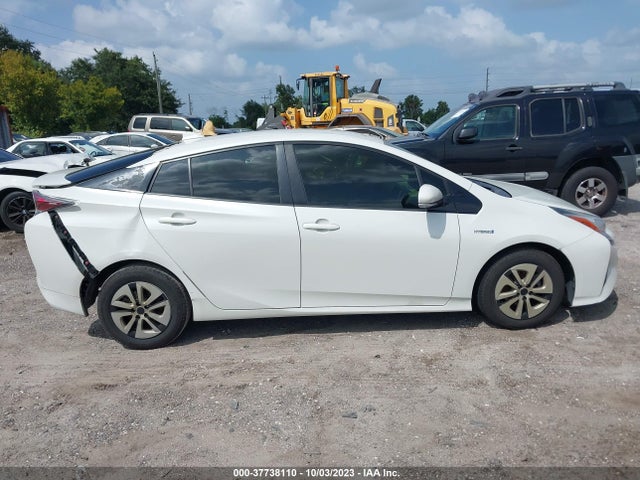 Toyota Prius Four 2016 JTDKARFU1G3015216 Image 14