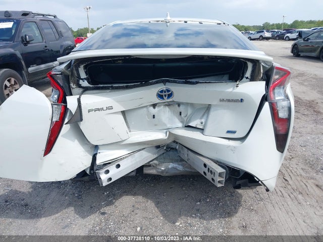 Toyota Prius Four 2016 JTDKARFU1G3015216 Image 17