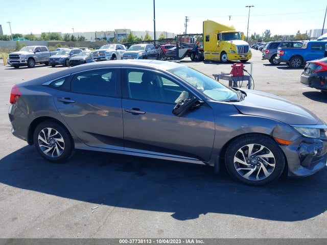 Honda CIVIC EX 2018 2HGFC2F72JH532902 Image 13