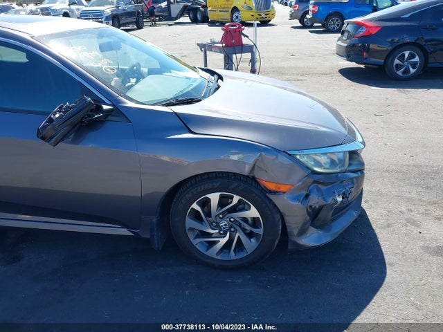 Honda CIVIC EX 2018 2HGFC2F72JH532902 Image 6
