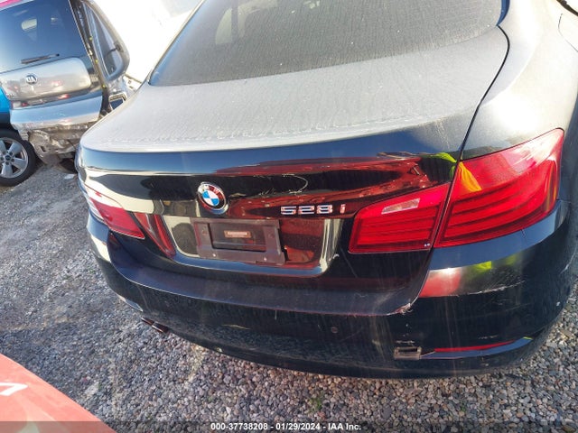 BMW 528I 2015 WBA5A5C51FD513666 Image 17