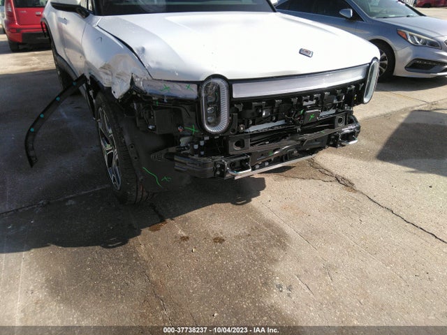 Rivian R1t Launch Edition 2022 7FCTGAAL0NN009826 Image 6