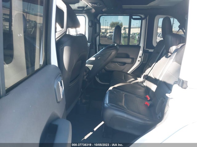 1C4HJXEN6MW649978 Jeep Wrangler Unlimited Sahara Altitude
