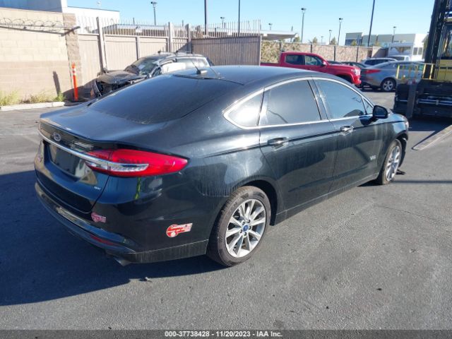 3FA6P0PU7JR136891 Ford Fusion Energi Se