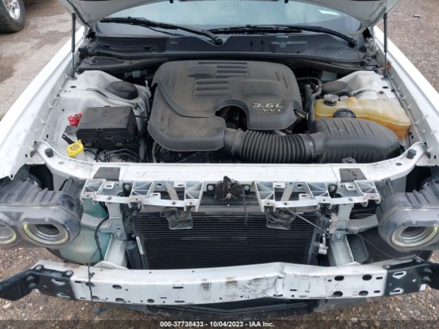 2C3CDZAG3JH263084 Dodge Challenger Sxt Plus