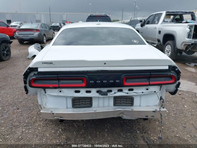 2C3CDZAG3JH263084 Dodge Challenger Sxt Plus