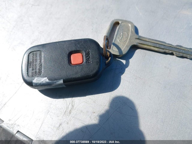 2001 TOYOTA CAMRY CE/LE/XLE VIN: JT2BG22K210579744
