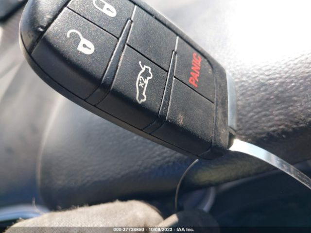 3C4PDCBG5FT587046 Dodge Journey Sxt
