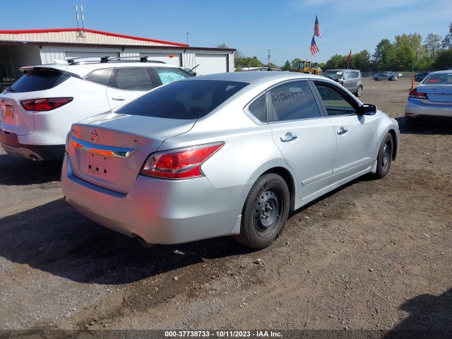 Nissan Altima 2.5 S 2015 1N4AL3AP3FN390344 Image 4