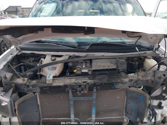 2016 CHEVROLET EXPRESS PASSENGER LT VIN: 1GAZGPFG3G1235005