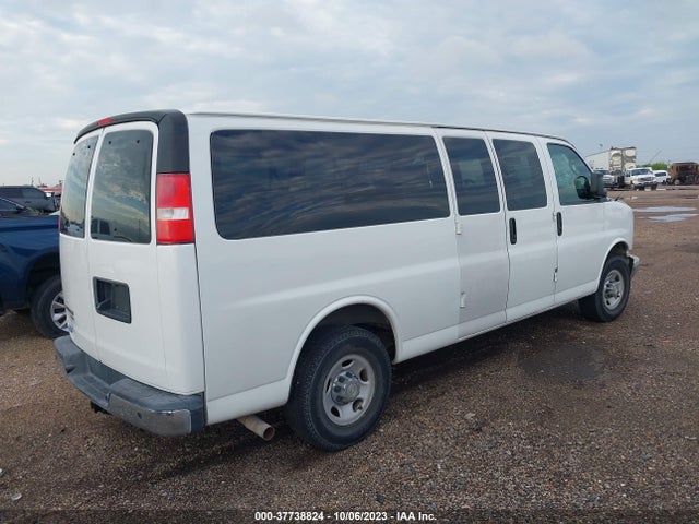 Chevrolet Express Passenger Lt 2016 1GAZGPFG3G1235005 Image 4
