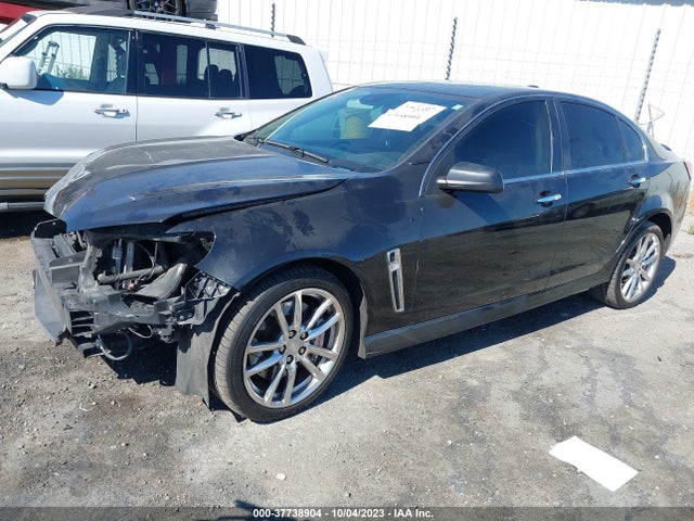 Chevrolet SS 2015 6G3F15RWXFL112245 Image 2