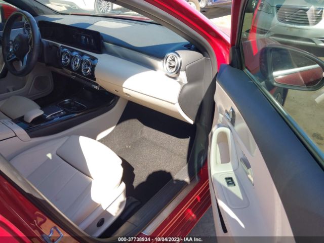 W1K3G4EB7MJ290317 Mercedes-Benz A-class A 220
