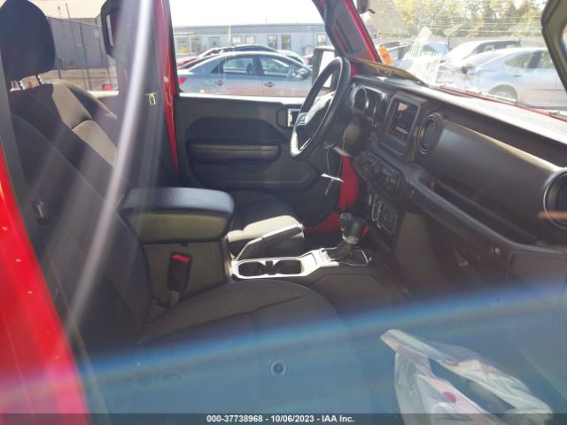 1C4HJXDN6KW683241 Jeep Wrangler Unlimited Sport S