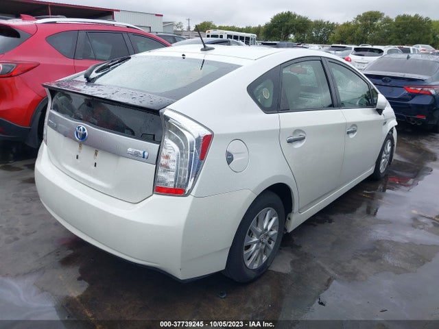 Toyota PRIUS PLUG-IN 2014 JTDKN3DP3E3062761 Image 4