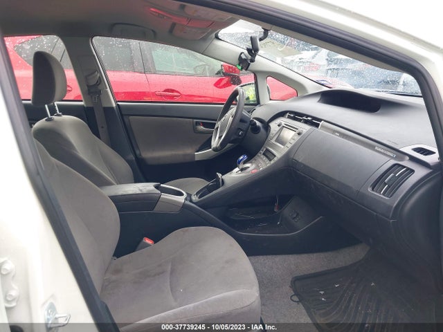 Toyota PRIUS PLUG-IN 2014 JTDKN3DP3E3062761 Image 5