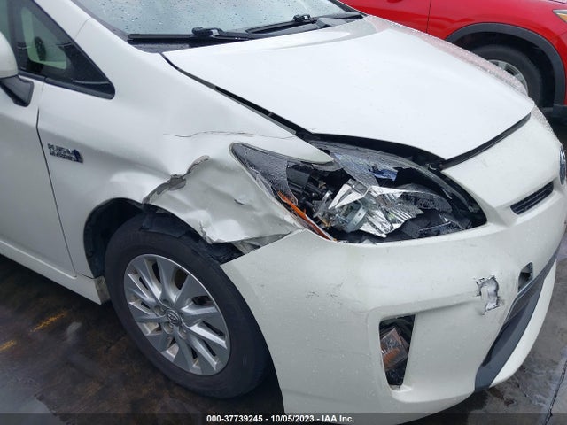 Toyota PRIUS PLUG-IN 2014 JTDKN3DP3E3062761 Image 6