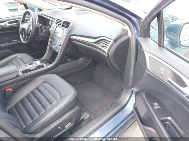 3FA6P0MU7KR131051 Ford Fusion Hybrid Sel