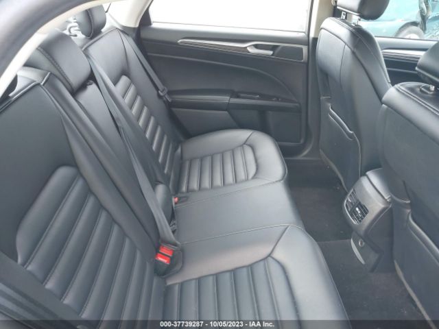 3FA6P0MU7KR131051 Ford Fusion Hybrid Sel