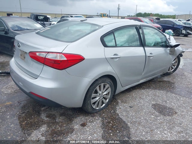 2015 KIA FORTE LX VIN: KNAFX4A6XF5369229