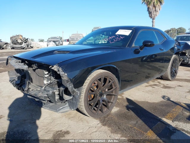 Dodge Challenger Sxt 2018 2C3CDZAG6JH183083 Image 2