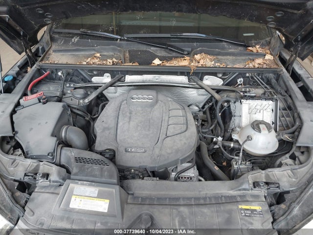 WA1BNAFY5J2022766 Audi Q5 Premium Plus