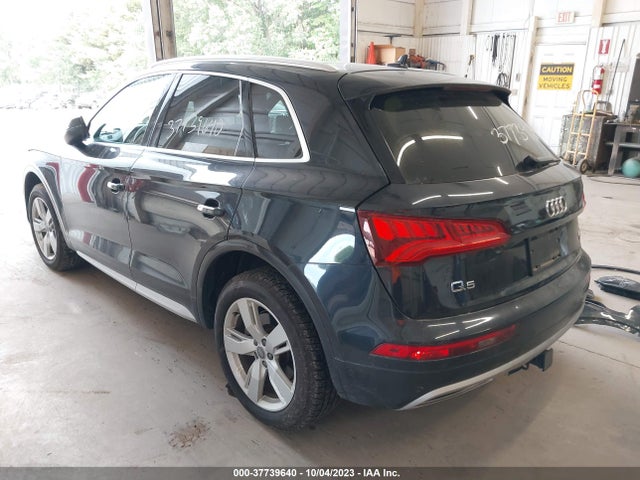 WA1BNAFY5J2022766 Audi Q5 Premium Plus