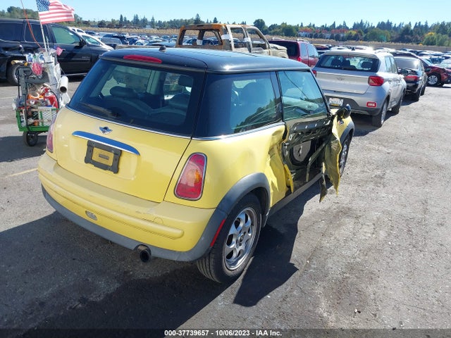 2002 MINI COOPER HARDTOP WMWRC33492TC30930 Photo 3