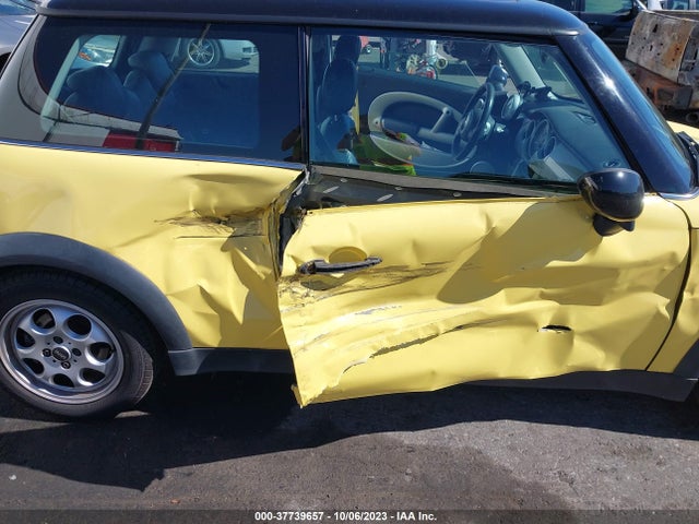 2002 MINI COOPER HARDTOP WMWRC33492TC30930 Photo 5