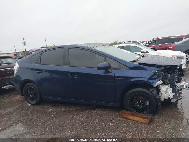 2015 Toyota Prius Two მანქანა იყიდება აუქციონზე, vin: JTDKN3DU0F1881391, აუქციონის ნომერი: 37739742