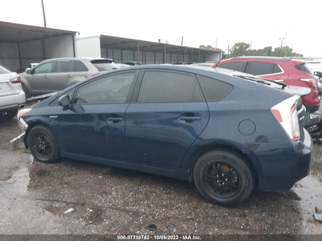 2015 Toyota Prius Two მანქანა იყიდება აუქციონზე, vin: JTDKN3DU0F1881391, აუქციონის ნომერი: 37739742