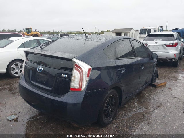2015 Toyota Prius Two მანქანა იყიდება აუქციონზე, vin: JTDKN3DU0F1881391, აუქციონის ნომერი: 37739742