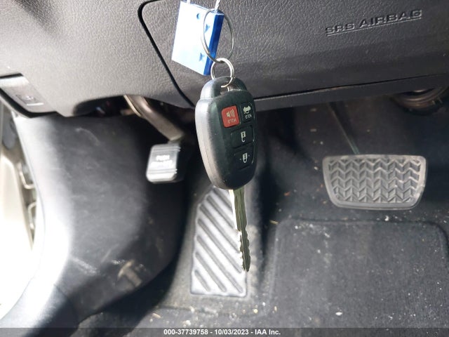 2016 TOYOTA CAMRY XLE/SE/LE/XSE VIN: 4T1BF1FK2GU126669